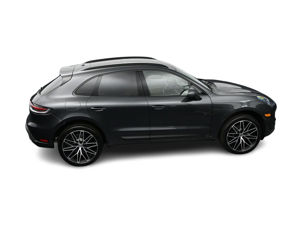 Thumbnail: 2026 Porsche Macan - 34