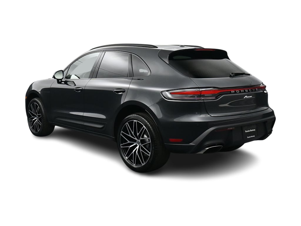 Thumbnail: 2026 Porsche Macan - 4