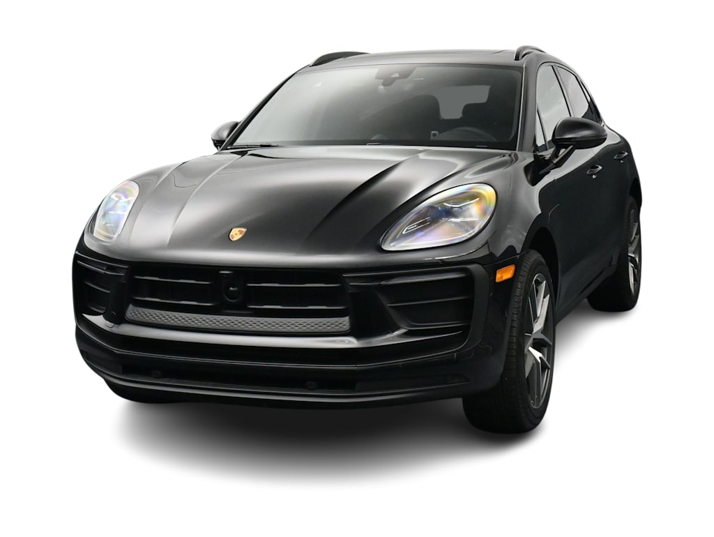 Thumbnail: 2026 Porsche Macan - 28