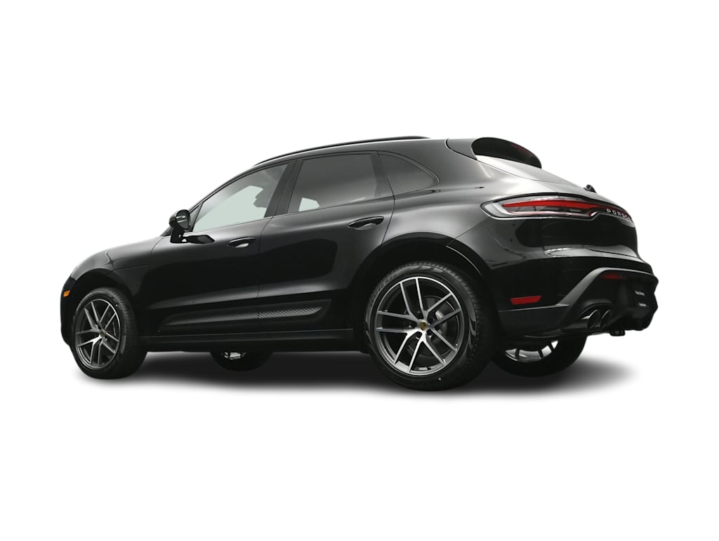 Thumbnail: 2026 Porsche Macan - 38