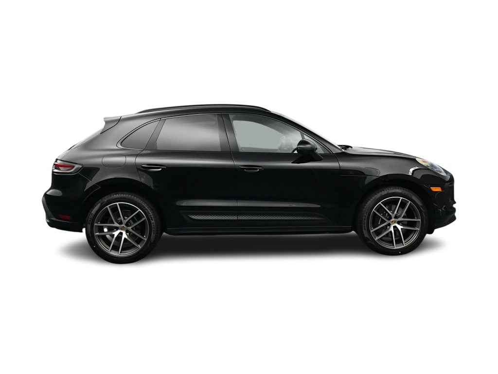 Thumbnail: 2026 Porsche Macan - 26