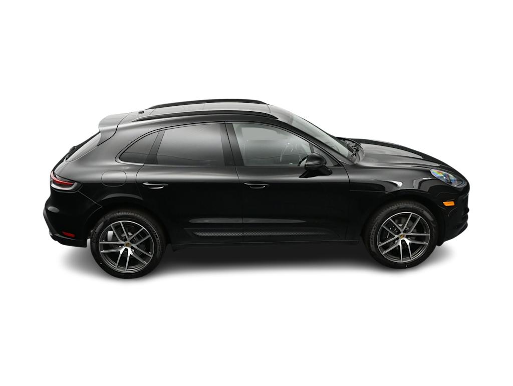 Thumbnail: 2026 Porsche Macan - 34