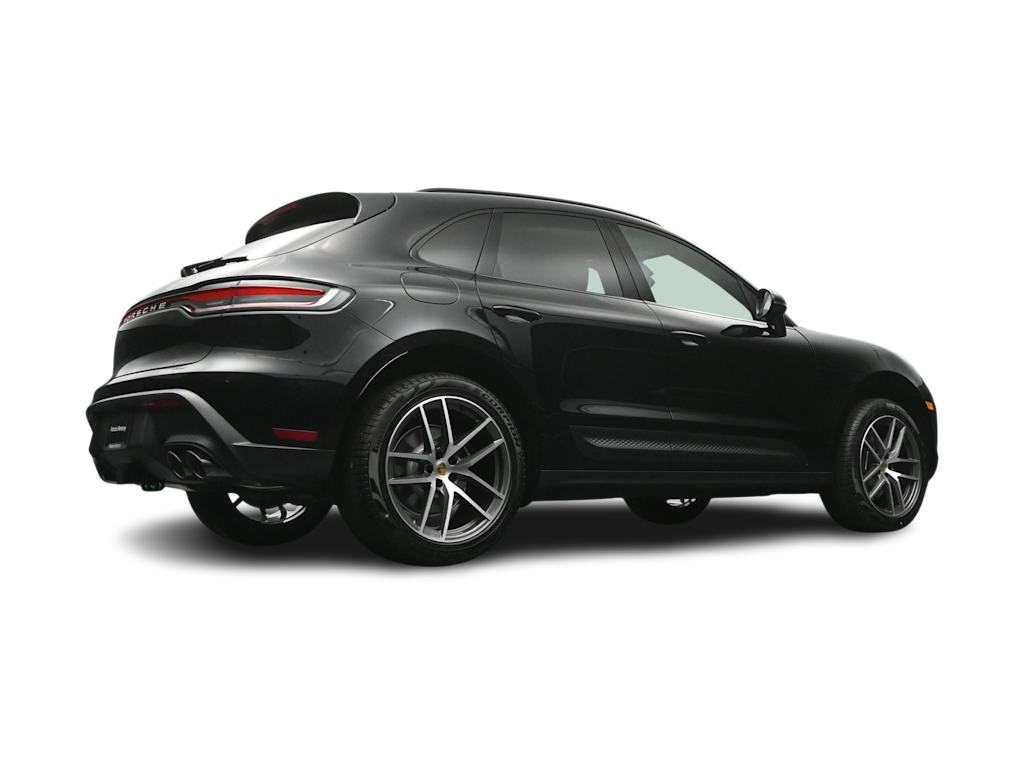 Thumbnail: 2026 Porsche Macan - 41
