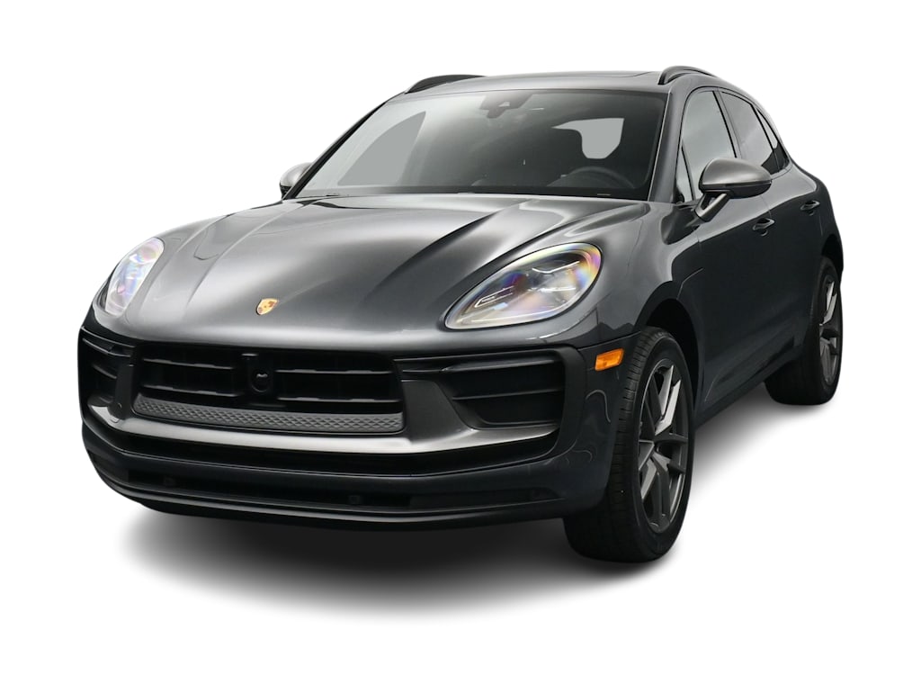 Thumbnail: 2026 Porsche Macan - 29