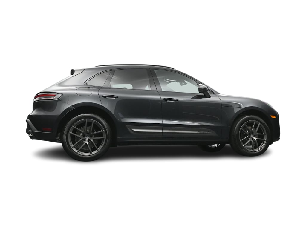 Thumbnail: 2026 Porsche Macan - 43