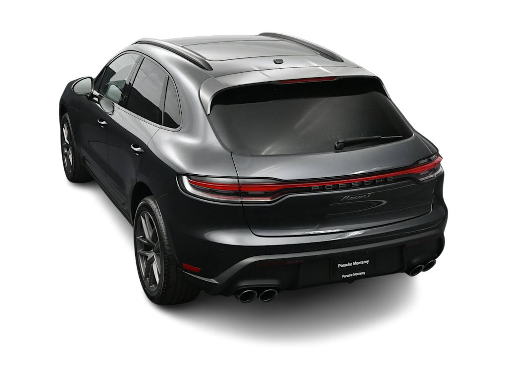 Thumbnail: 2026 Porsche Macan - 32