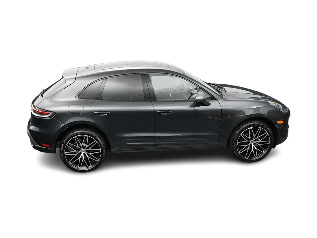 Thumbnail: 2025 Porsche Macan - 36