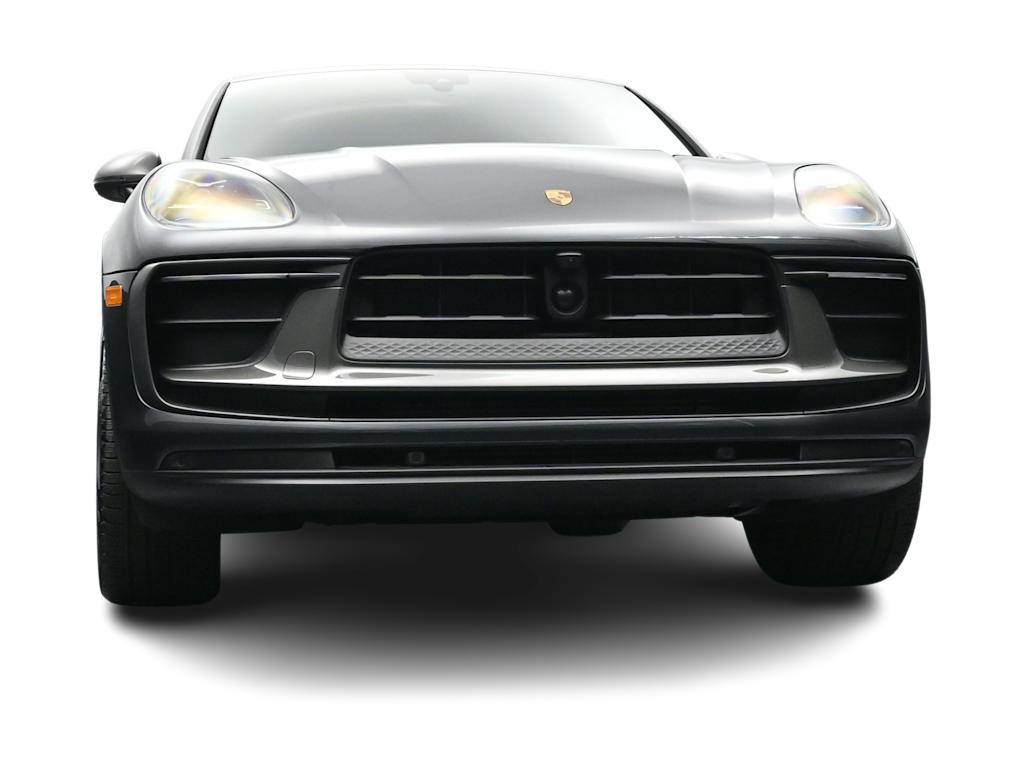 Thumbnail: 2025 Porsche Macan - 46
