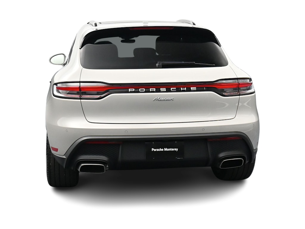 Thumbnail: 2026 Porsche Macan - 5