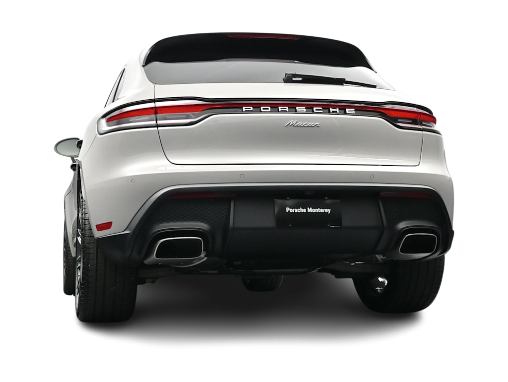Thumbnail: 2026 Porsche Macan - 38