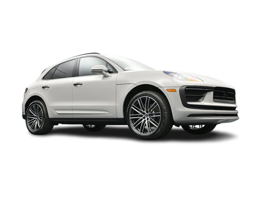 Thumbnail: 2026 Porsche Macan - 42