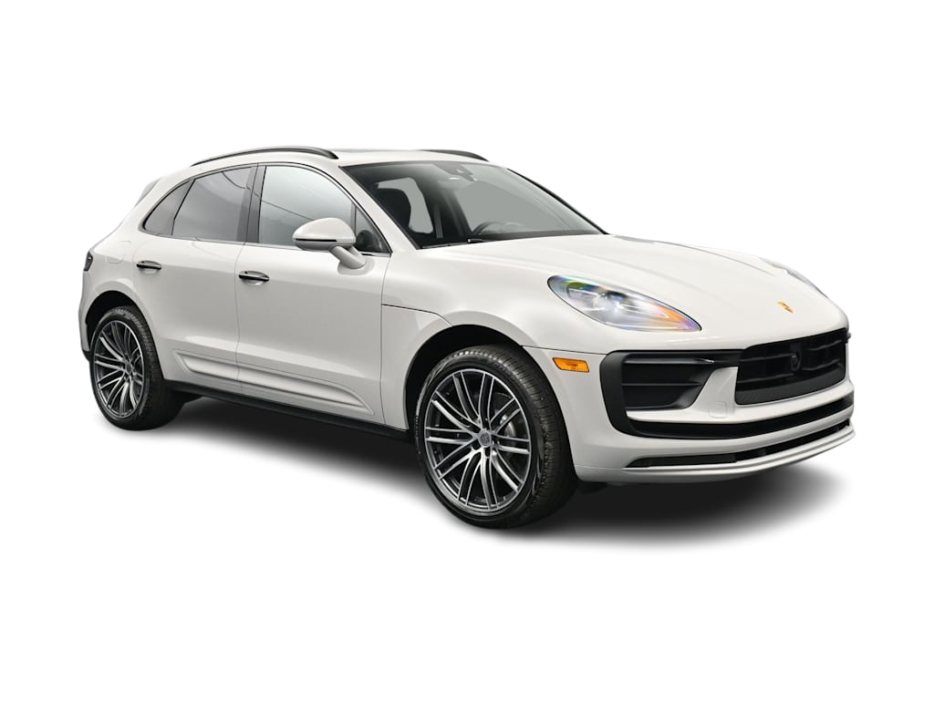 Thumbnail: 2026 Porsche Macan - 26