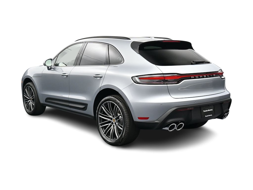 Thumbnail: 2026 Porsche Macan - 4