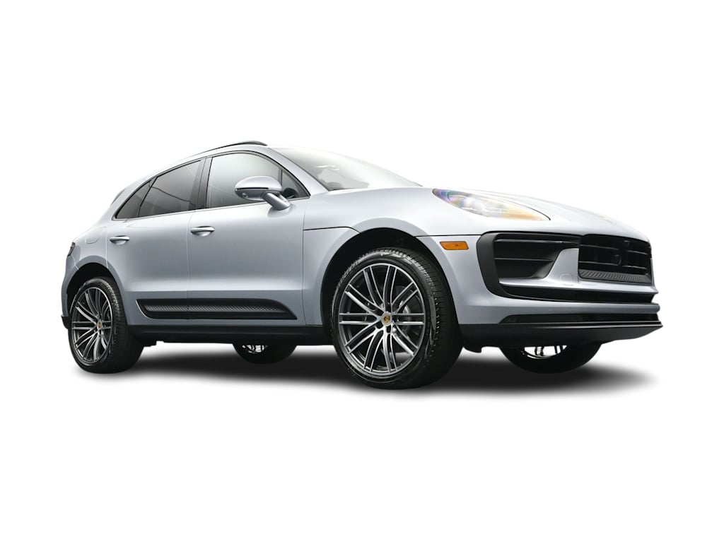 Thumbnail: 2026 Porsche Macan - 43