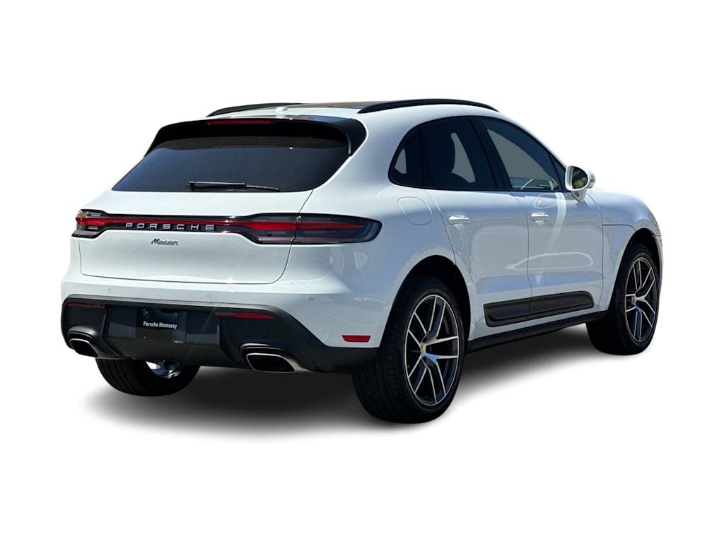 Thumbnail: 2024 Porsche Macan - 19