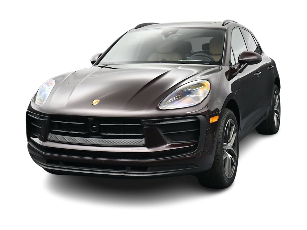 Thumbnail: 2026 Porsche Macan - 29
