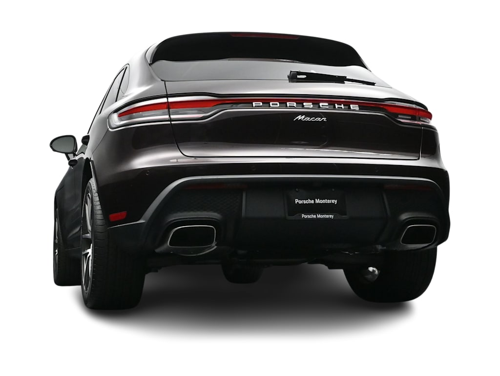 Thumbnail: 2026 Porsche Macan - 40