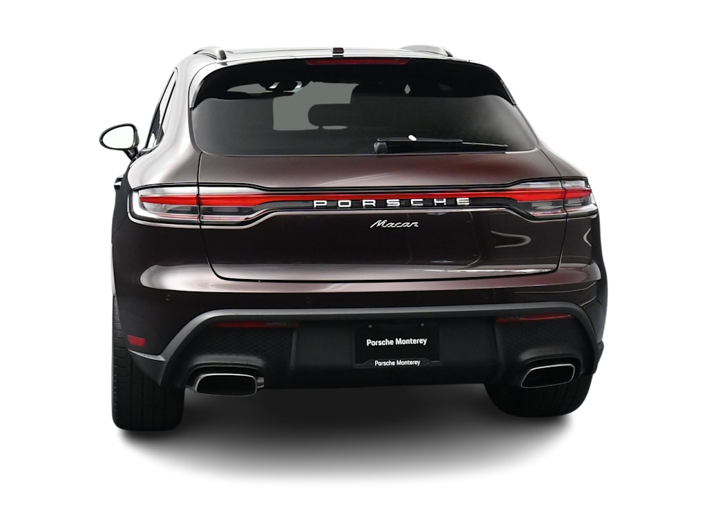 Thumbnail: 2026 Porsche Macan - 5