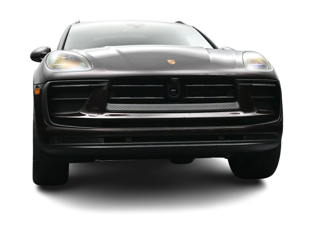 Thumbnail: 2026 Porsche Macan - 45