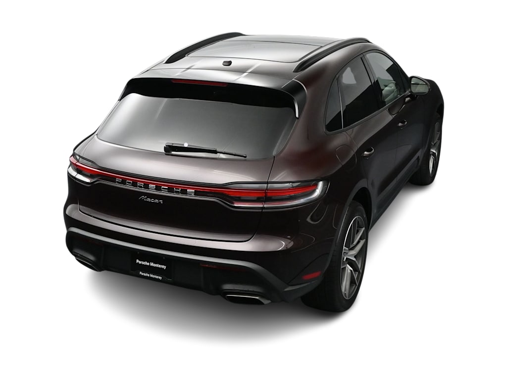 Thumbnail: 2026 Porsche Macan - 33