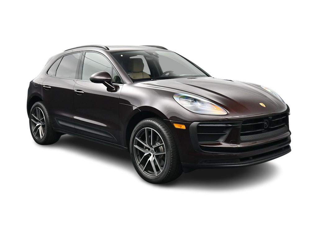 Thumbnail: 2026 Porsche Macan - 28