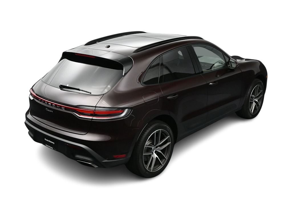 Thumbnail: 2026 Porsche Macan - 34
