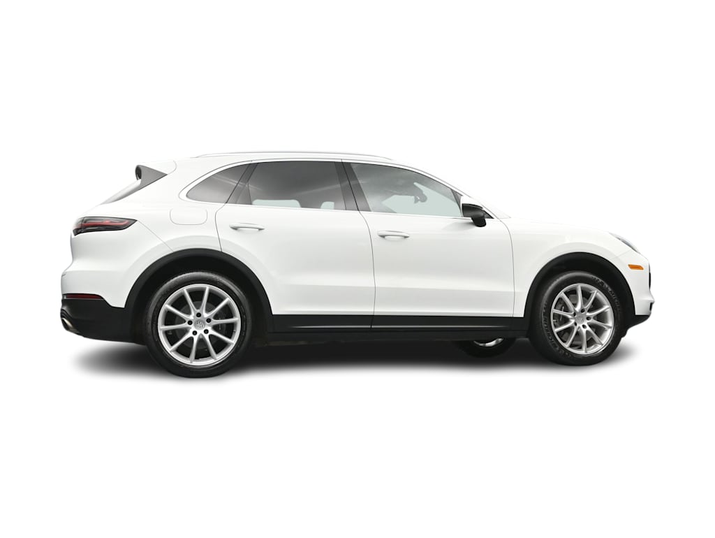 Thumbnail: 2021 Porsche Cayenne - 40