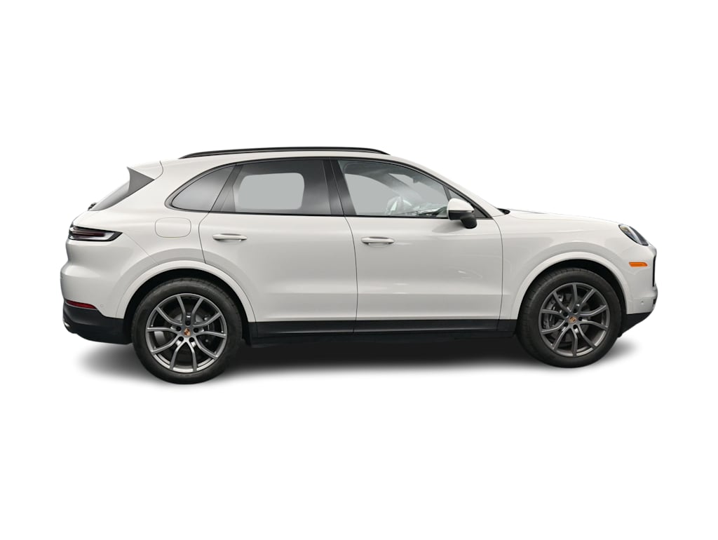 Thumbnail: 2025 Porsche Cayenne - 25