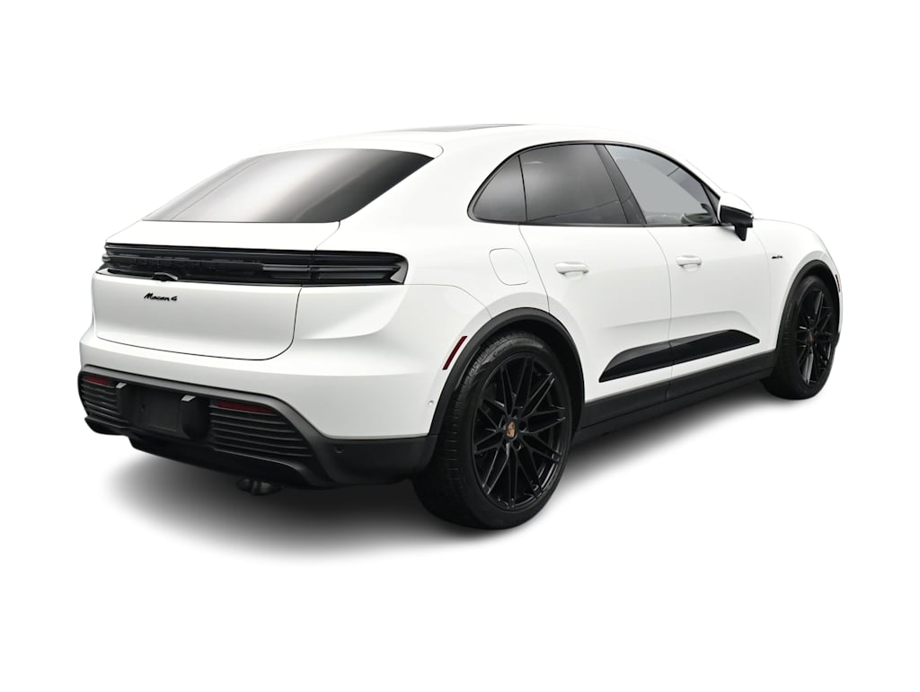 Thumbnail: 2025 Porsche Macan - 29