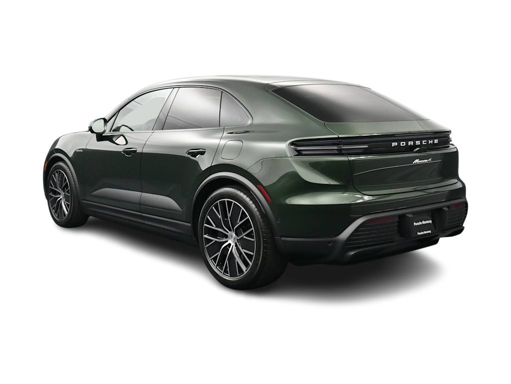 Thumbnail: 2026 Porsche Macan - 4