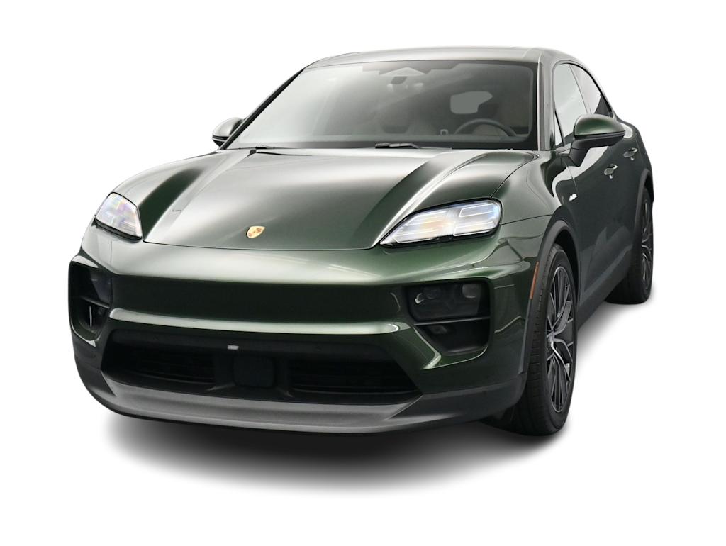 Thumbnail: 2026 Porsche Macan - 29
