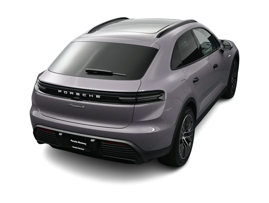 Thumbnail: 2026 Porsche Macan - 32