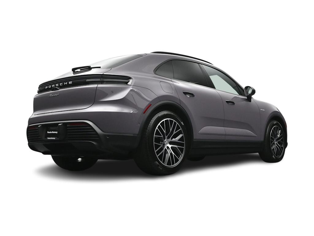 Thumbnail: 2026 Porsche Macan - 40