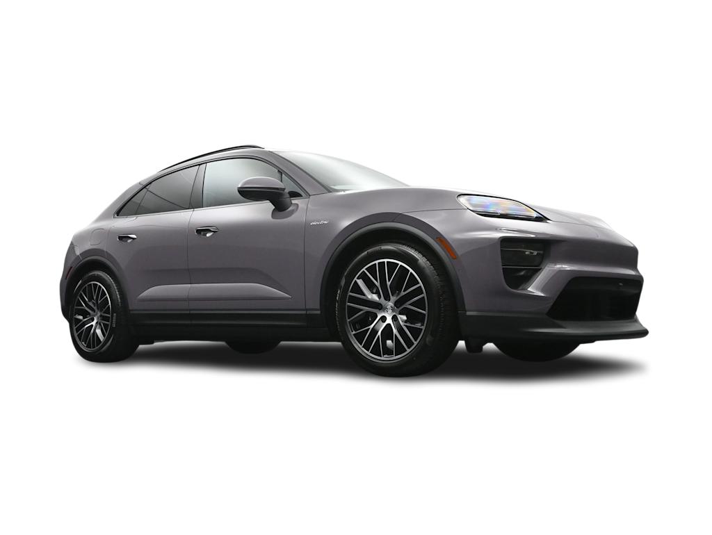 Thumbnail: 2026 Porsche Macan - 43