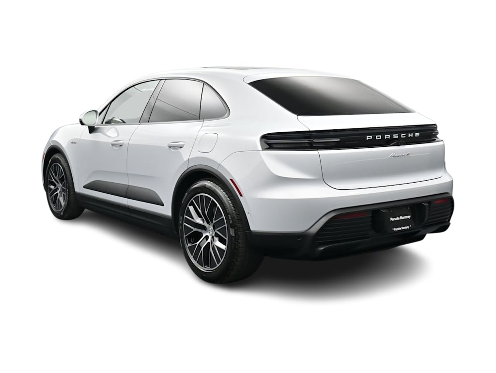Thumbnail: 2026 Porsche Macan - 4