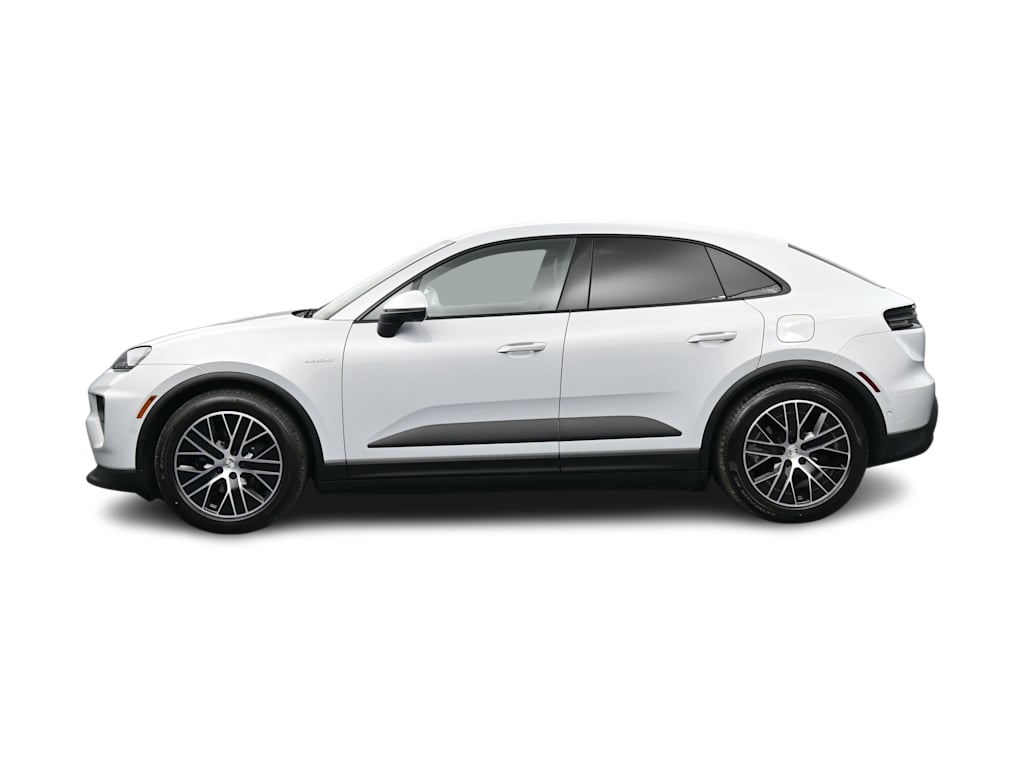 Thumbnail: 2026 Porsche Macan - 3
