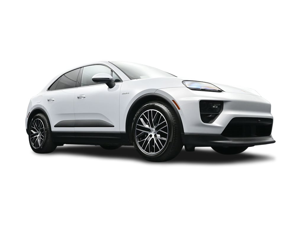 Thumbnail: 2026 Porsche Macan - 50