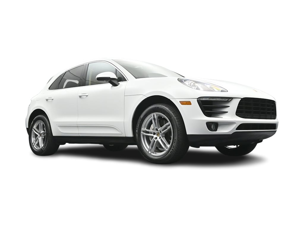 Thumbnail: 2015 Porsche Macan - 40