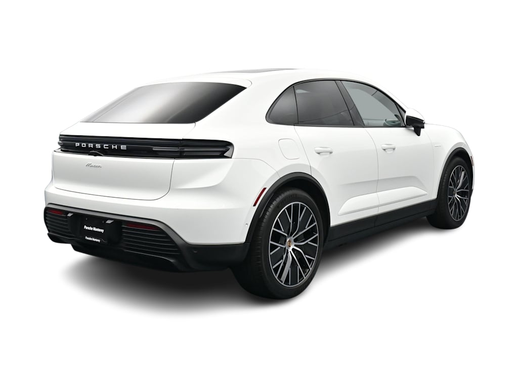 Thumbnail: 2025 Porsche Macan - 25