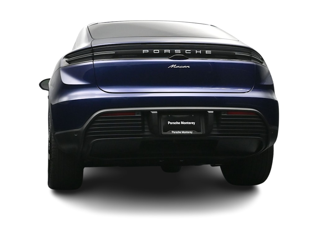 Thumbnail: 2026 Porsche Macan - 39