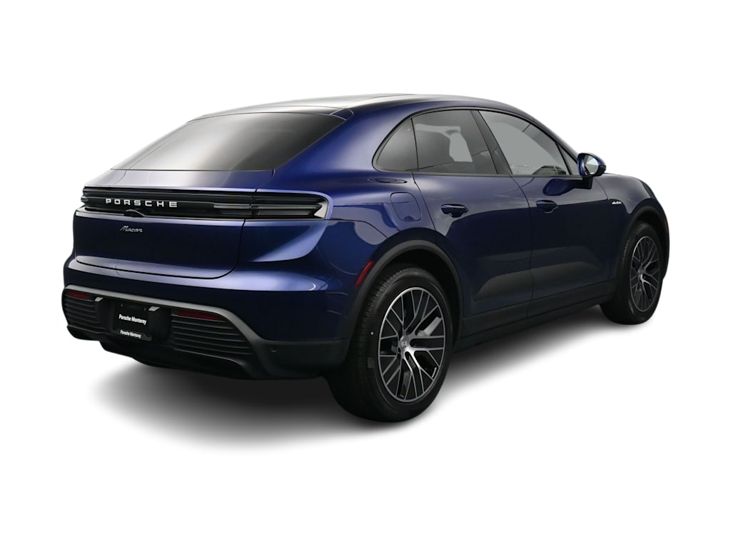 Thumbnail: 2026 Porsche Macan - 25