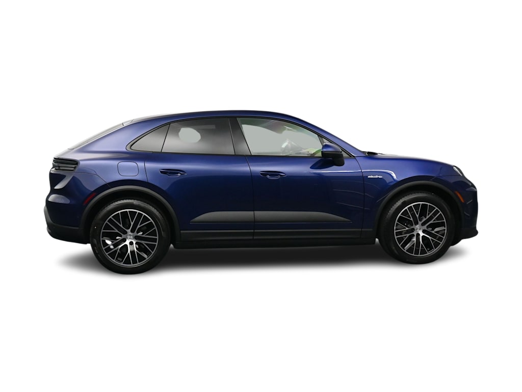 Thumbnail: 2026 Porsche Macan - 26