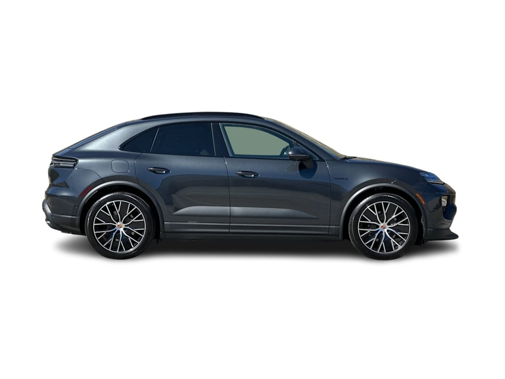 Thumbnail: 2026 Porsche Macan - 16