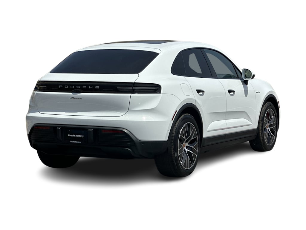 Thumbnail: 2025 Porsche Macan - 17