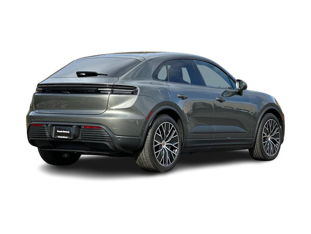 Thumbnail: 2025 Porsche Macan - 16