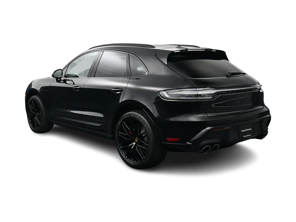 Thumbnail: 2026 Porsche Macan - 4