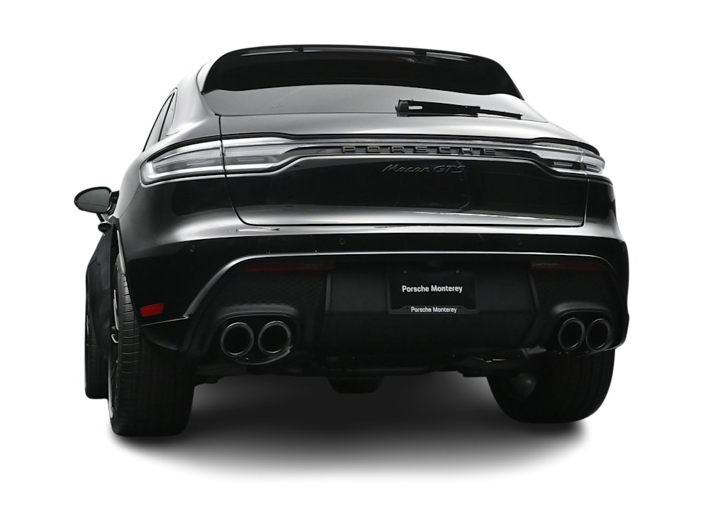 Thumbnail: 2026 Porsche Macan - 40