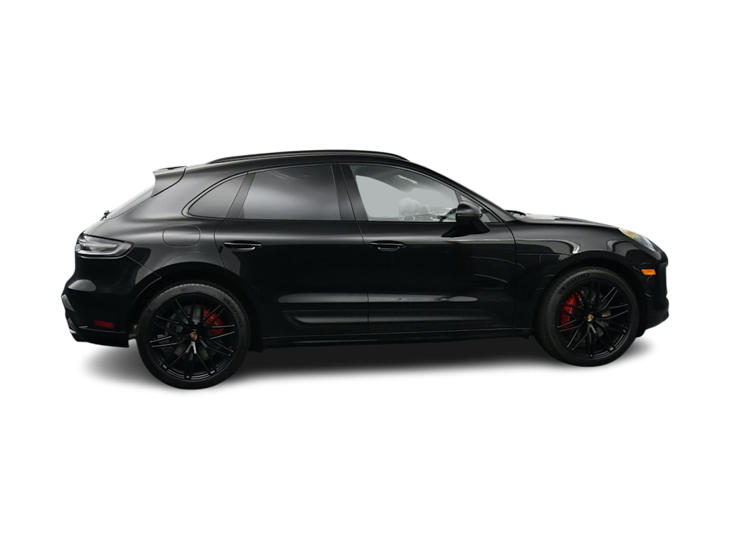 Thumbnail: 2026 Porsche Macan - 27