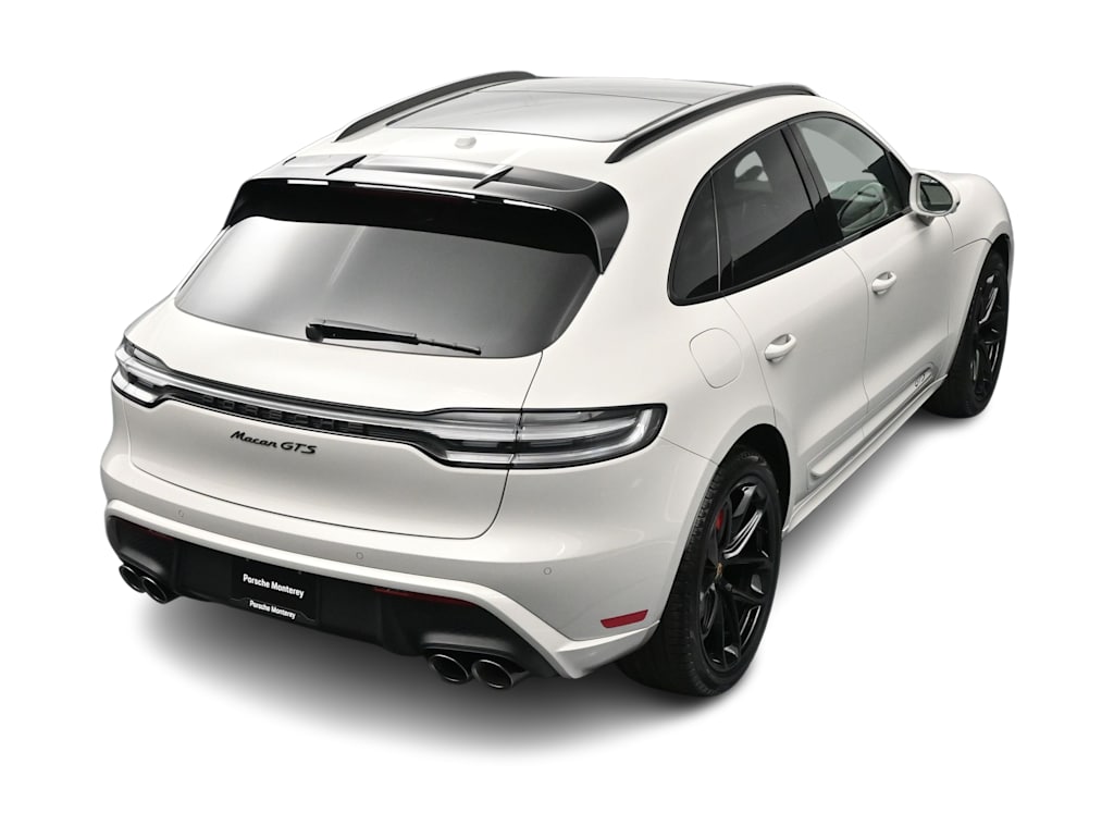 Thumbnail: 2026 Porsche Macan - 32