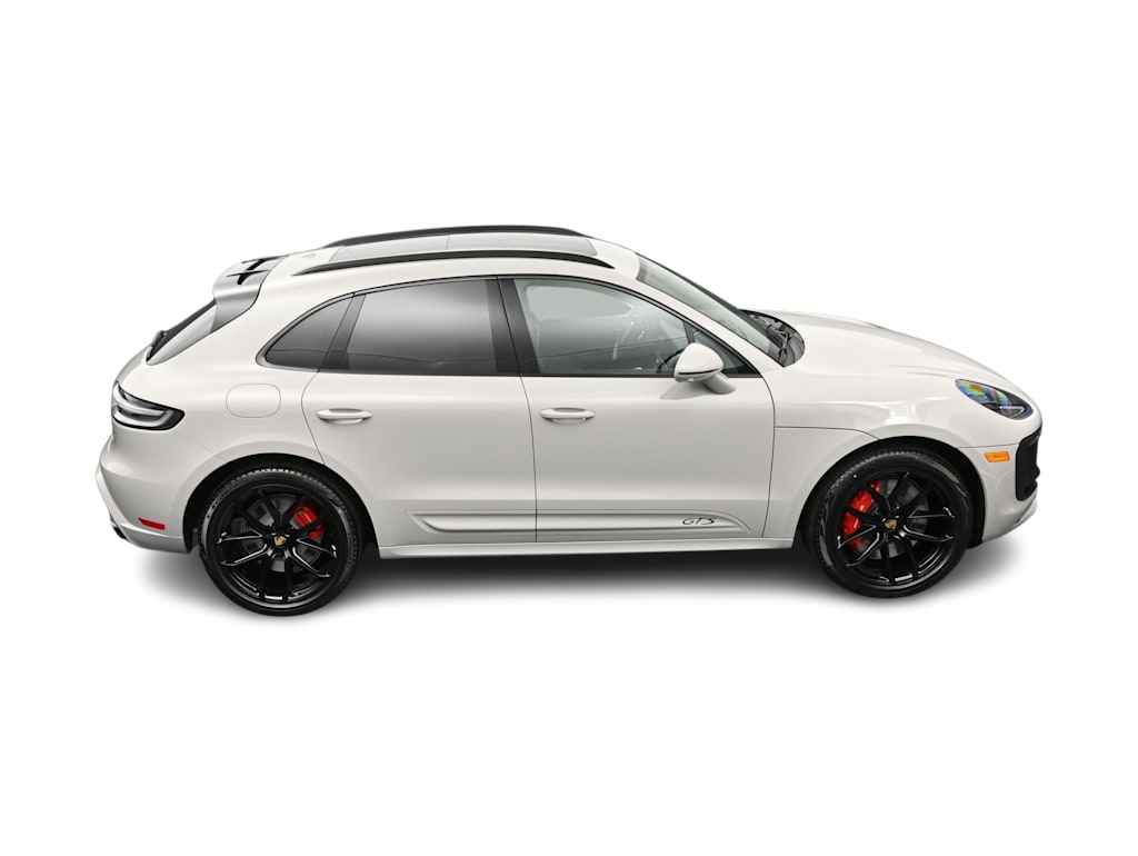 Thumbnail: 2026 Porsche Macan - 34